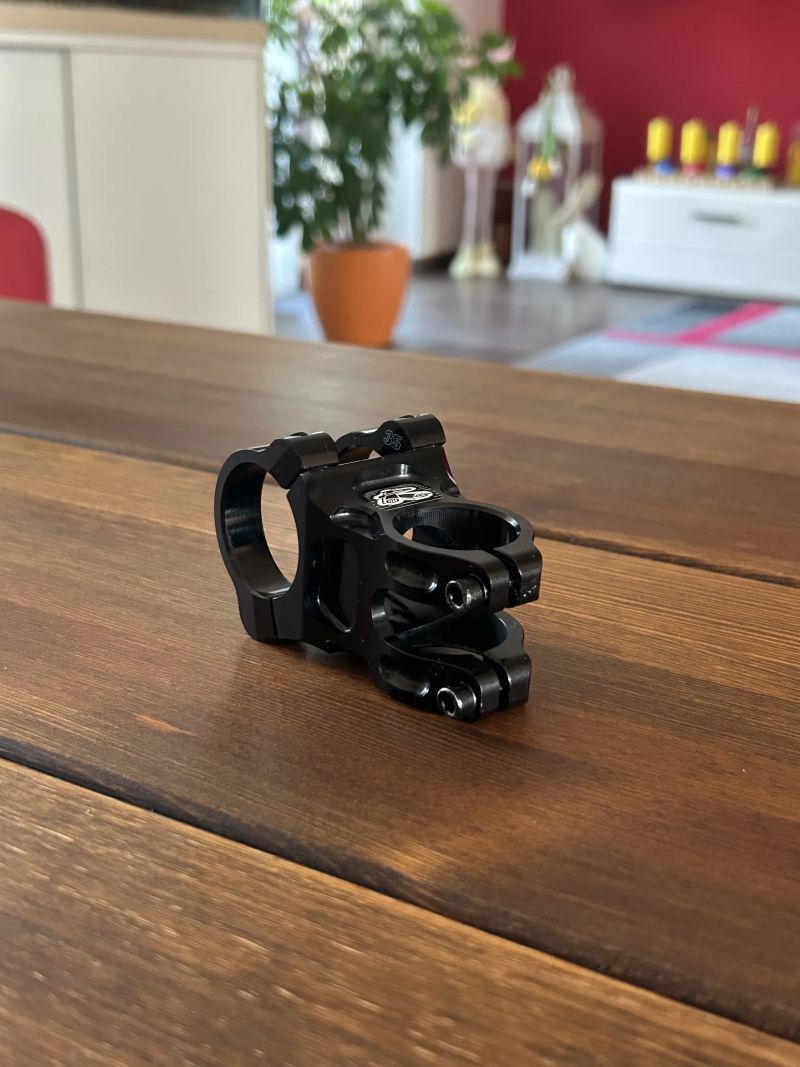 RENTHAL APEX 35 Length 50mm | 35mm Clamp