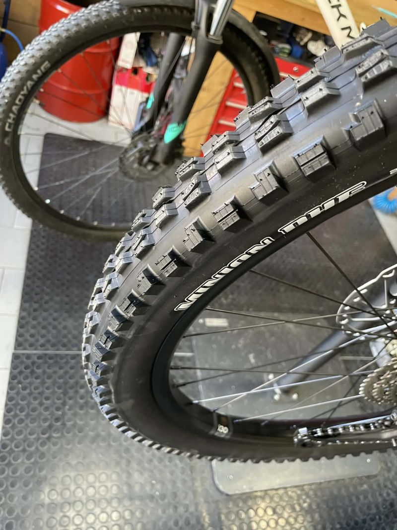 Rocky Mountain Powerplay A70, Fox 38, 108Nm, 1000W, XL od 183 cm, nová kola