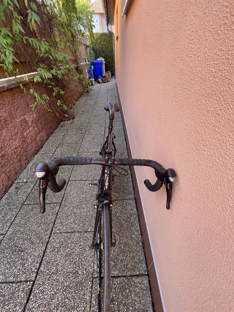 Silniční kolo Pells