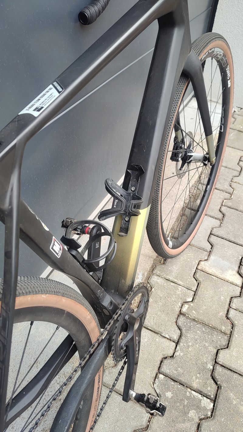 Superior X-Road Team Issue Di2 Gr