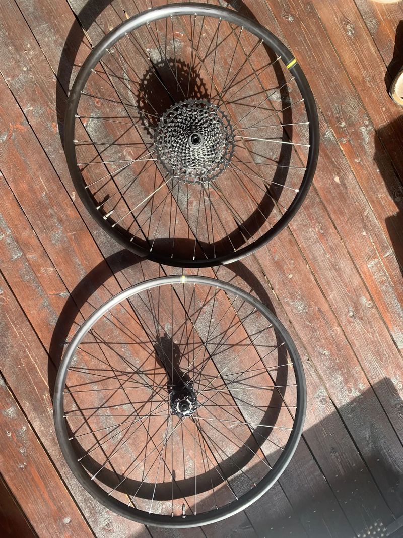 Zapletená kola 29" MAVIC XC 425 Boost | Kazeta SRAM NX