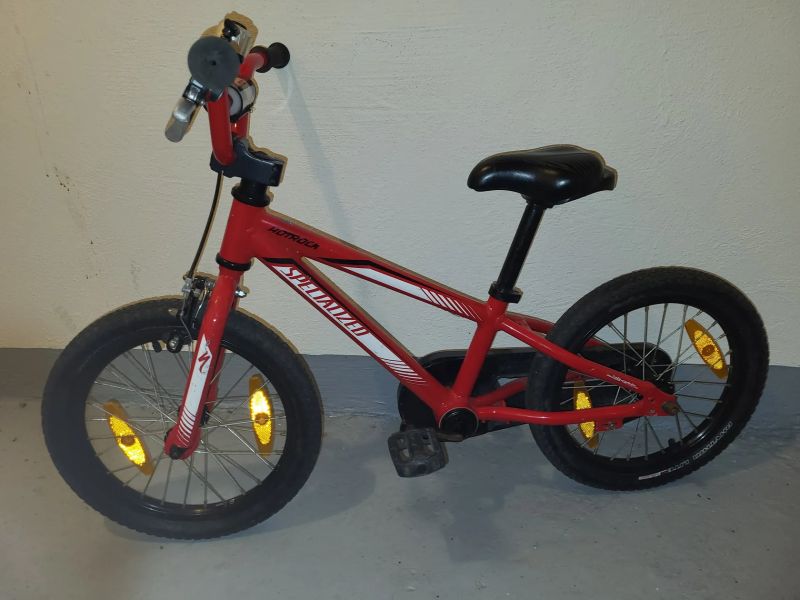 Specialized Hotrock 16