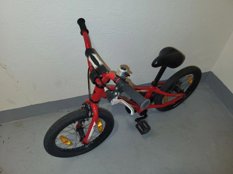 Specialized Hotrock 16