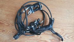 Prodám brzdové páky a třmeny Avid Elixir R sl 