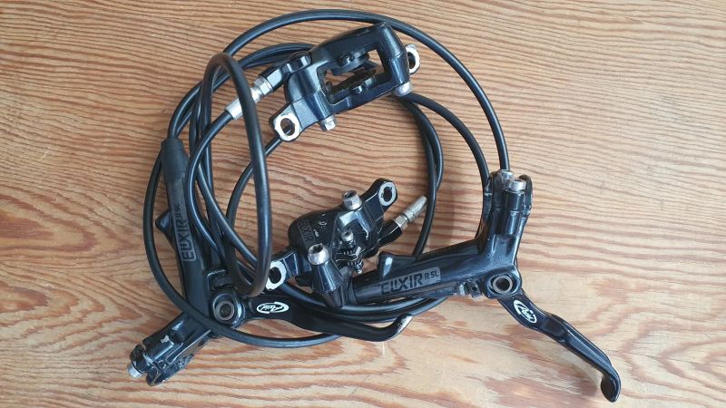Prodám brzdové páky a třmeny Avid Elixir R sl 
