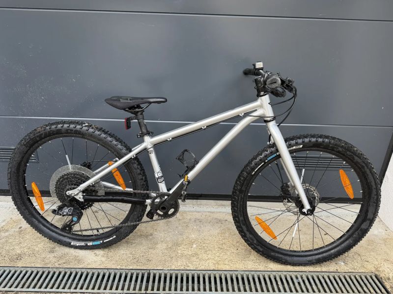 Early Rider Seeker 24