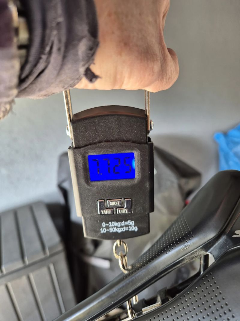 Silniční karbonové kolo MRX