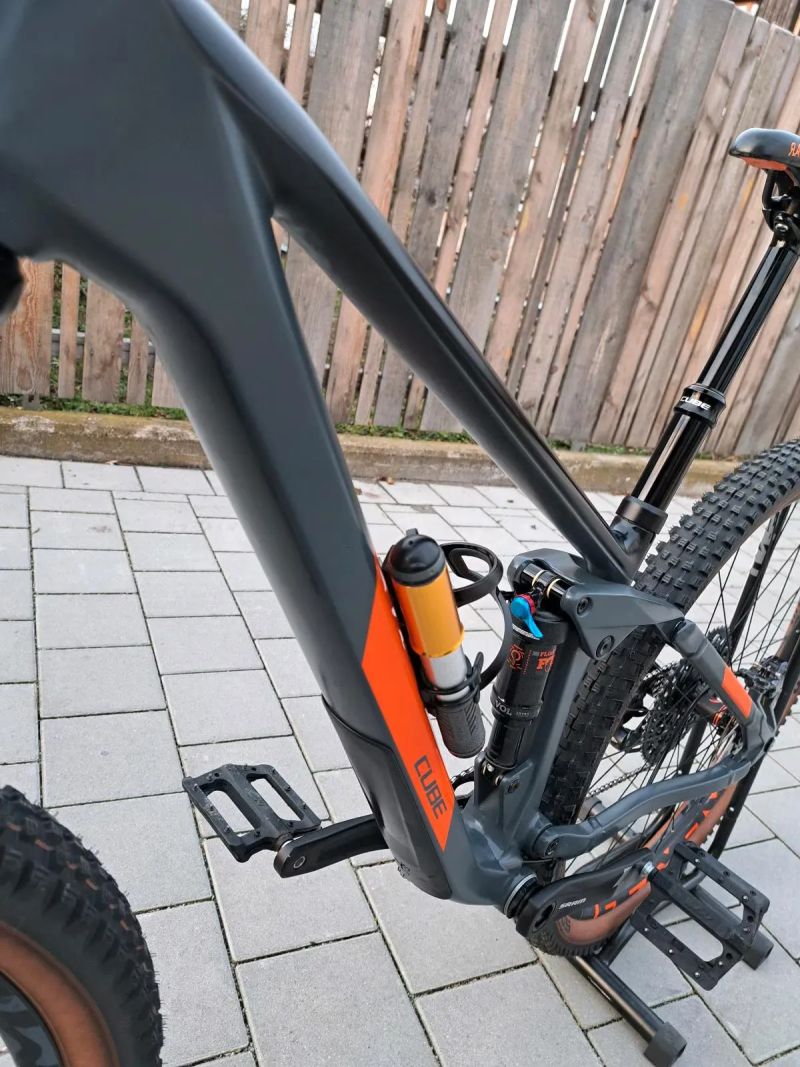 29" Cube Stereo HPC 120 - 1x12, karbon, velikost "S"