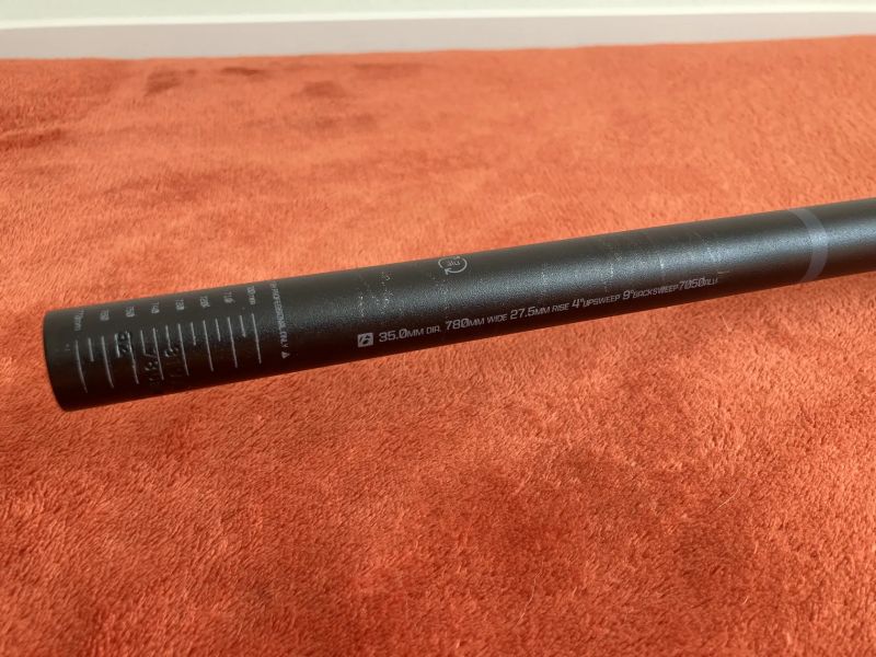 Bontrager Line řídítka a Bontrager Elite představec