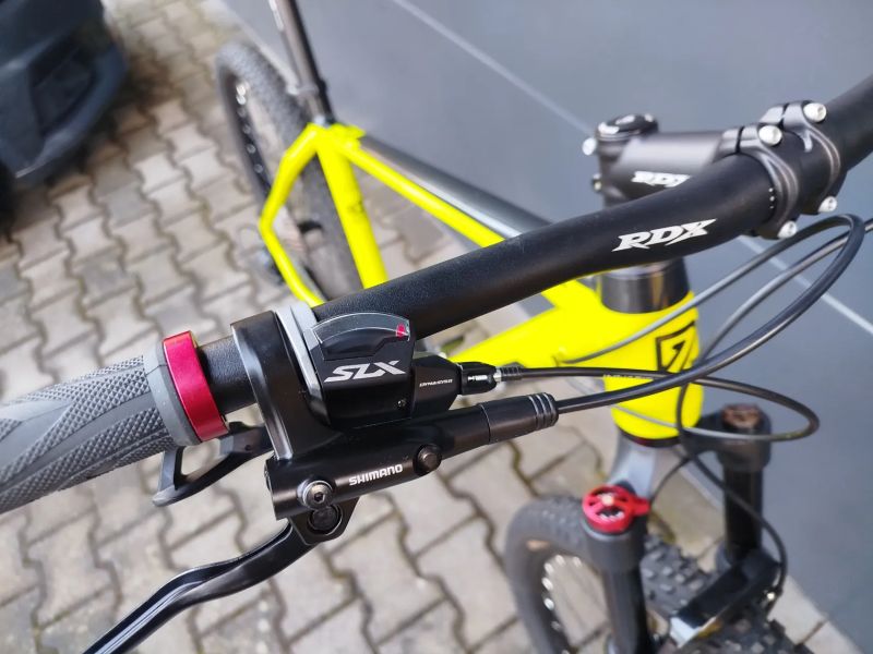 RDX RL Superlight - super sportovní kolo 