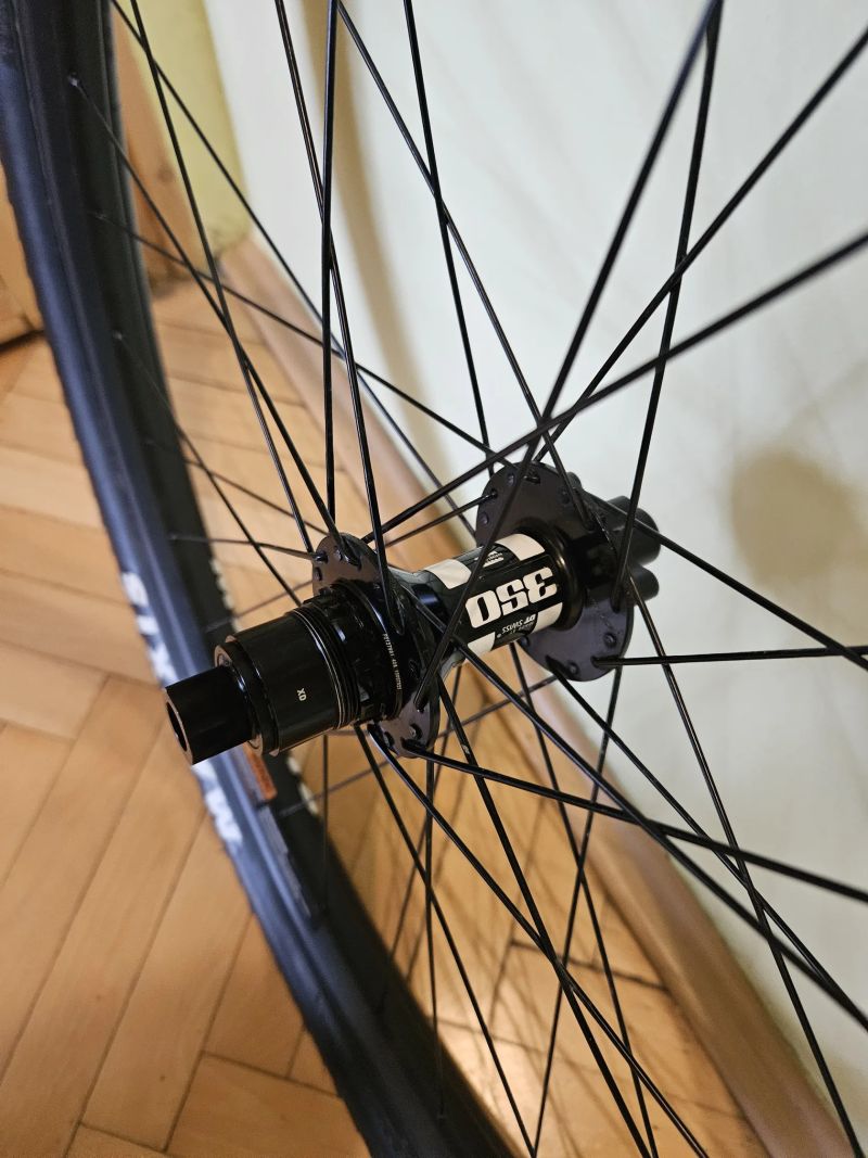 Zapletená kola WTB + DT Swiss 350