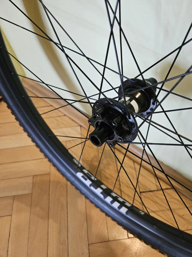 Zapletená kola WTB + DT Swiss 350