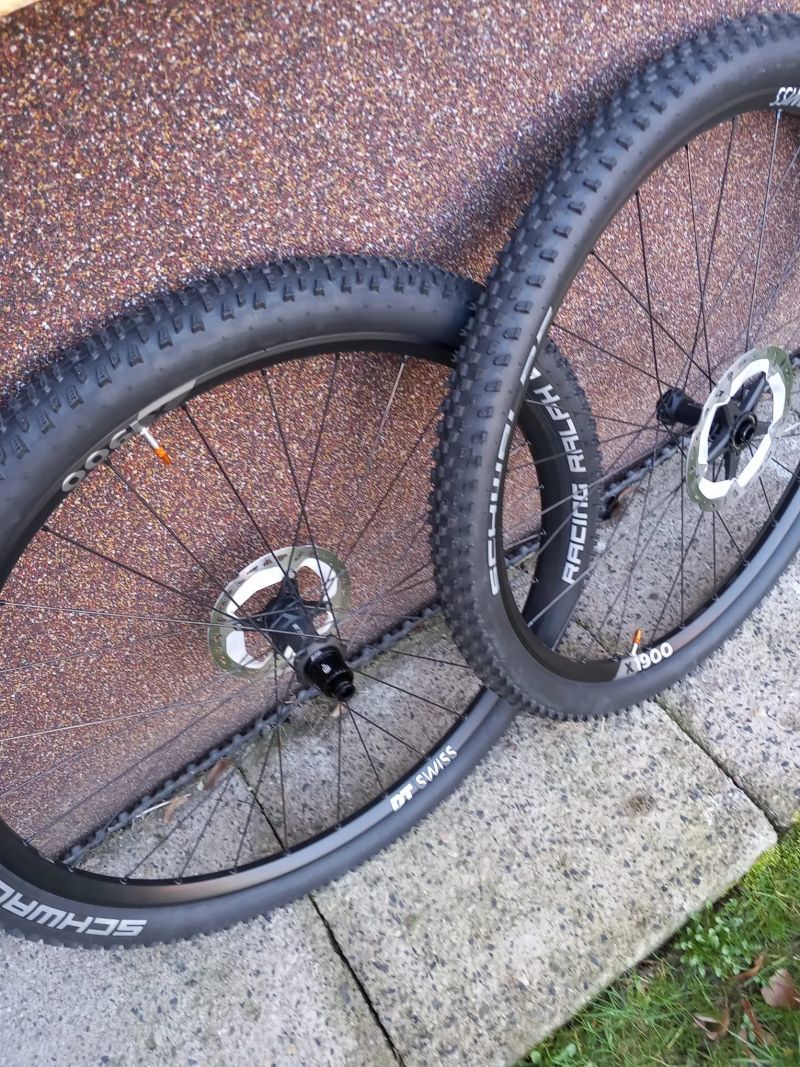 Sada DT Swiss X 1900 - 25