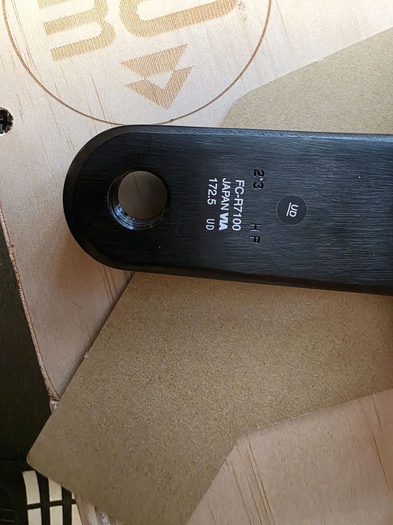 Prodám kliky Shimano 105 12s FC-R7100 172.5mm