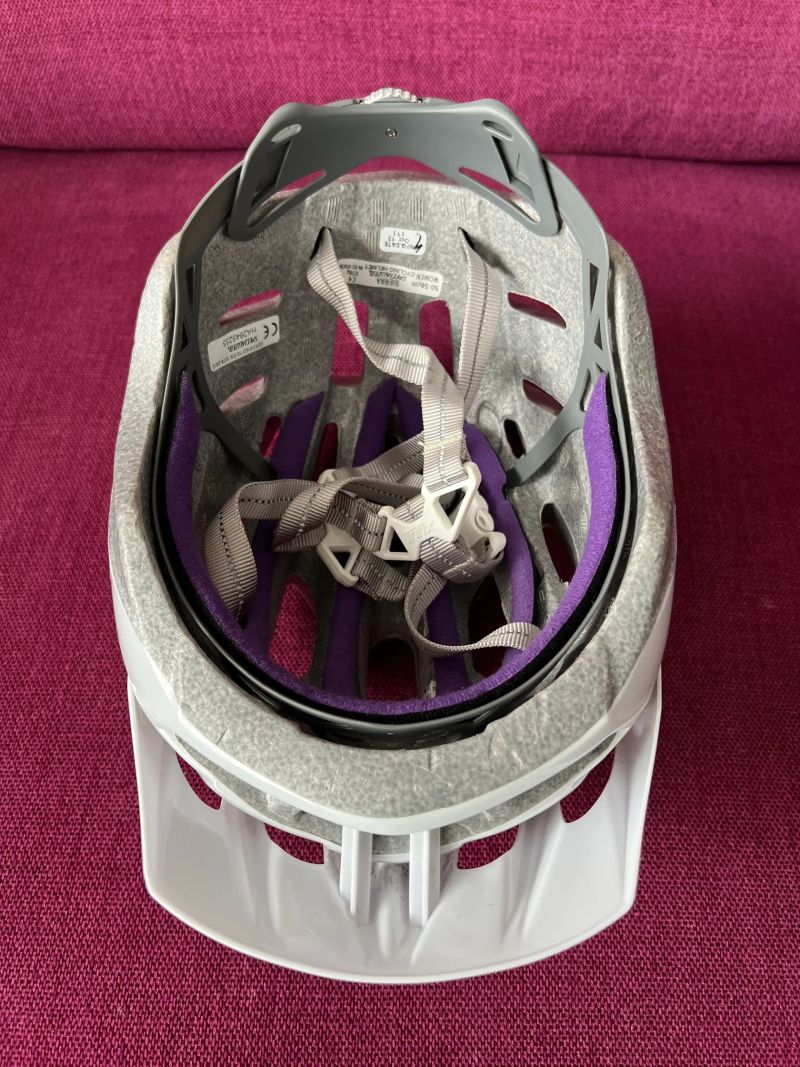 Helma Specialized Sierra Woman ( 50-58cm ) PC: 2.295kč 