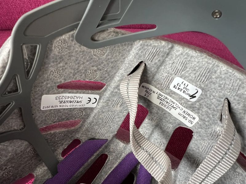 Helma Specialized Sierra Woman ( 50-58cm ) PC: 2.295kč 