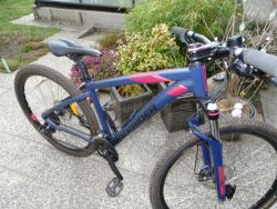 Rockrider ST520 kola 27,5" Rám S"