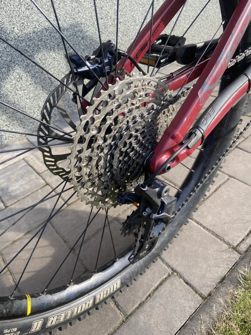 Rock Machine Blizzard 70-297 – DVO Onyx + Jade X, SLX, enduro