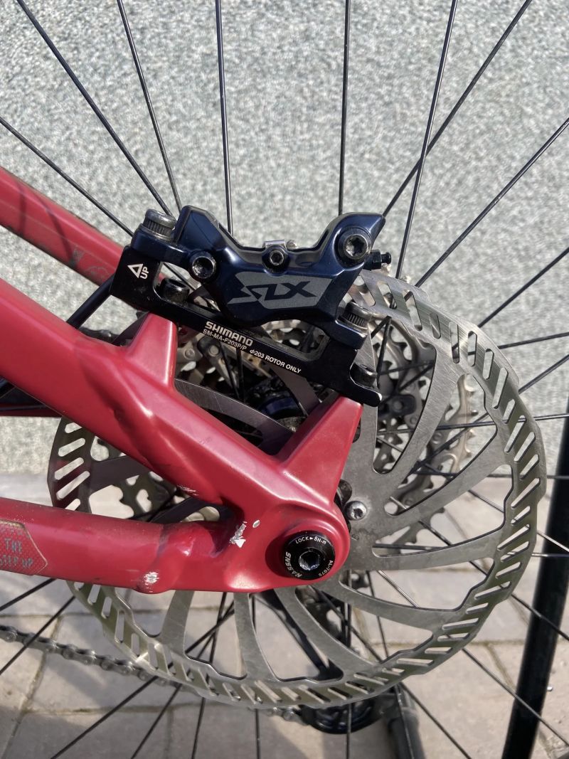 Rock Machine Blizzard 70-297 – DVO Onyx + Jade X, SLX, enduro