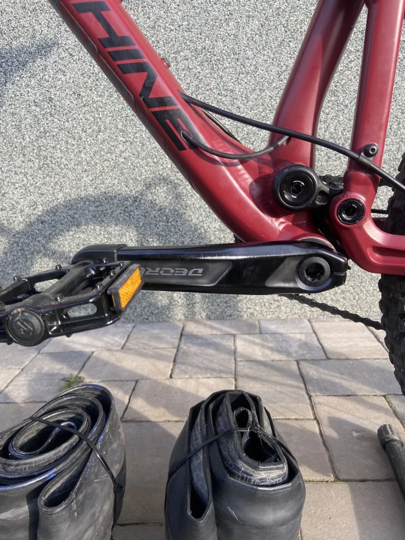 Rock Machine Blizzard 70-297 – DVO Onyx + Jade X, SLX, enduro