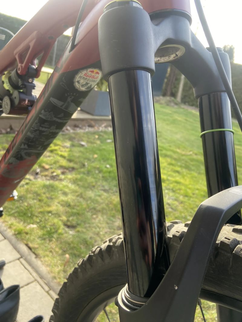 Rock Machine Blizzard 70-297 – DVO Onyx + Jade X, SLX, enduro