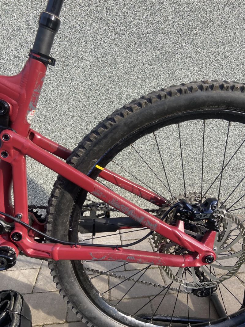 Rock Machine Blizzard 70-297 – DVO Onyx + Jade X, SLX, enduro