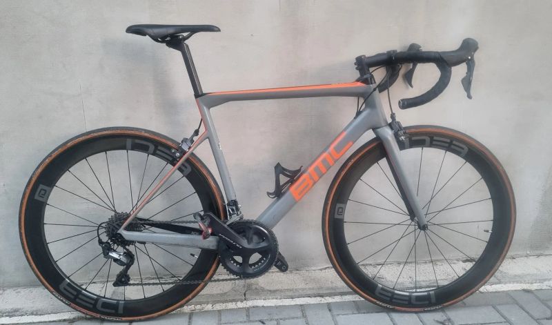 BMC Teammachine SLR 02 vel.56 + karbon kola + tréninková kola