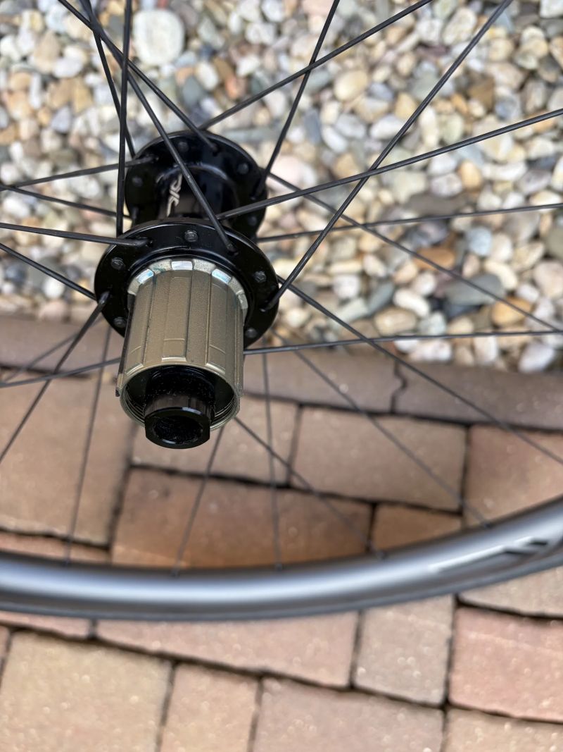 Karbonová kola DXC RD/THIRTY5 by Novatec