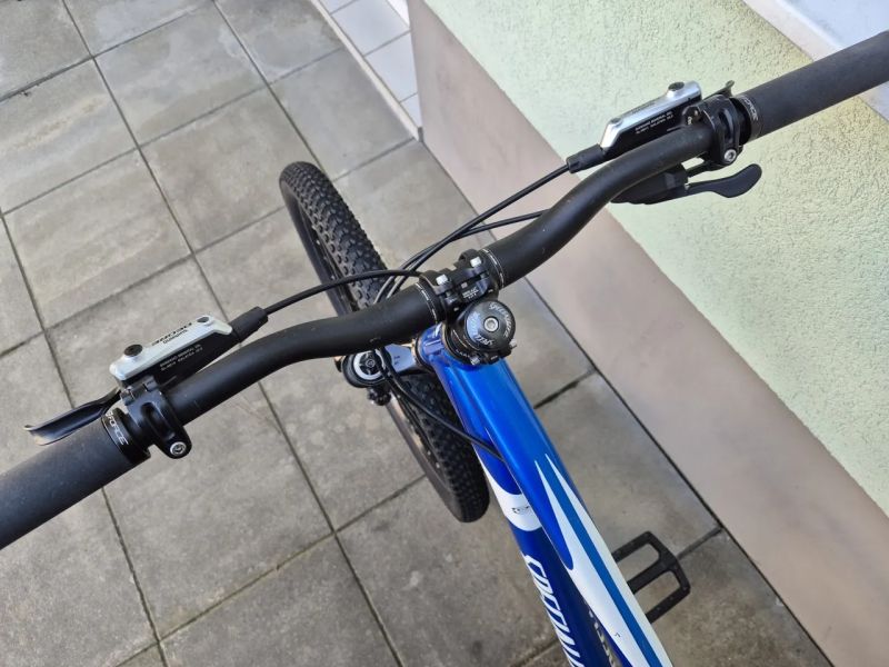 Celoodpružené kolo Specialized, vel.M, převody 1x11