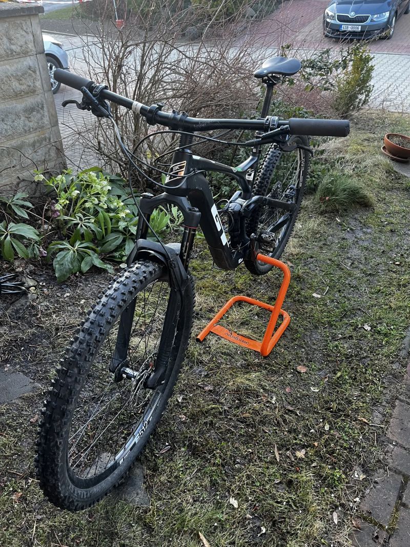 GT Sensor Carbon Elite