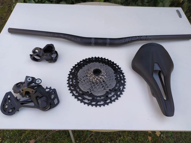 Cyklo komponenty - Nové, nejeté