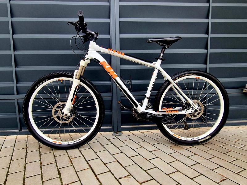 (2)Horské hliníkové kolo KTM Kotoučové brzdy