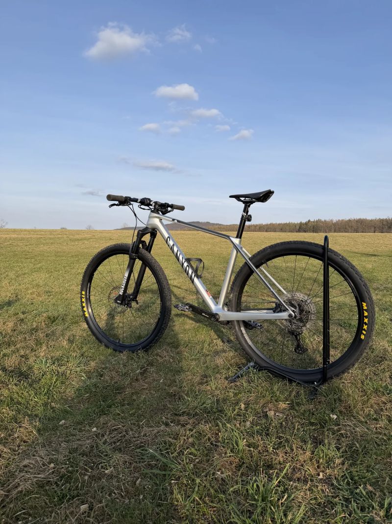 Prodám v TOP stavu Canyon Exceed CF5, M, záruka