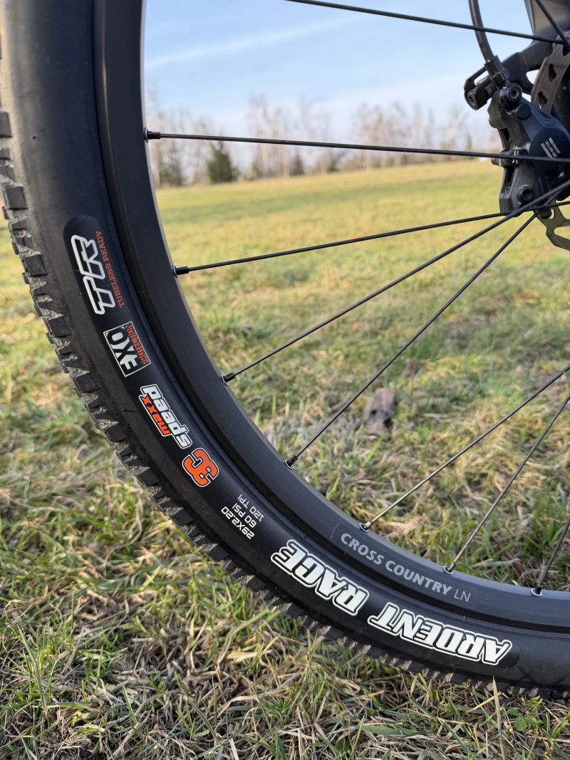 Prodám v TOP stavu Canyon Exceed CF5, M, záruka