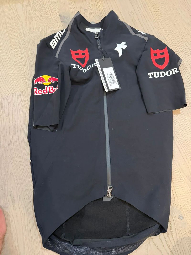 Thermo Bunda Assos do deště