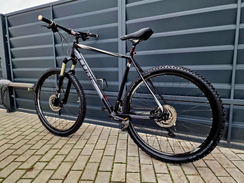 (18)Horské kolo Cube Air 29"