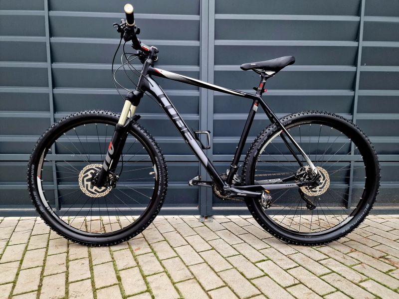 (18)Horské kolo Cube Air 29"