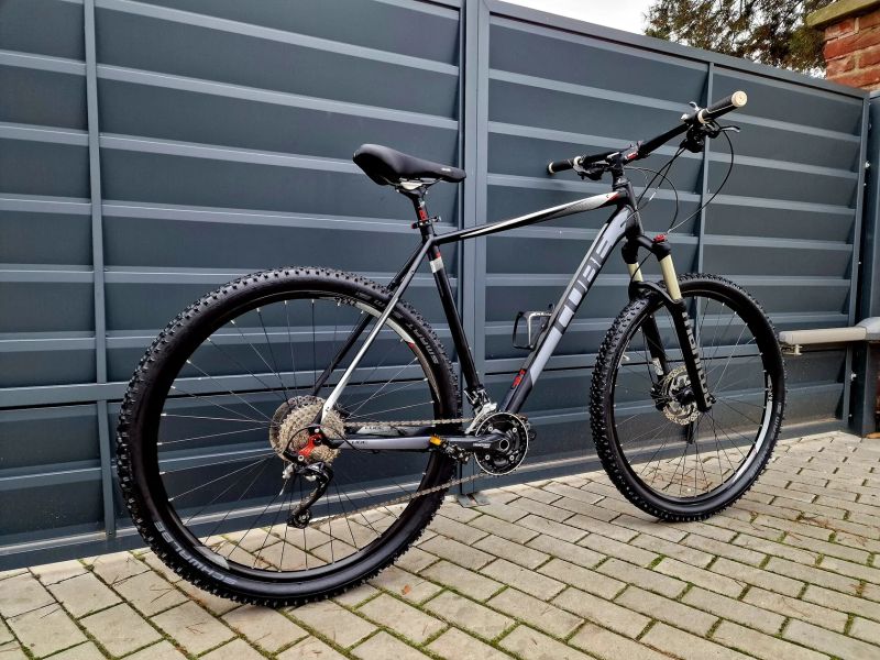 (18)Horské kolo Cube Air 29"