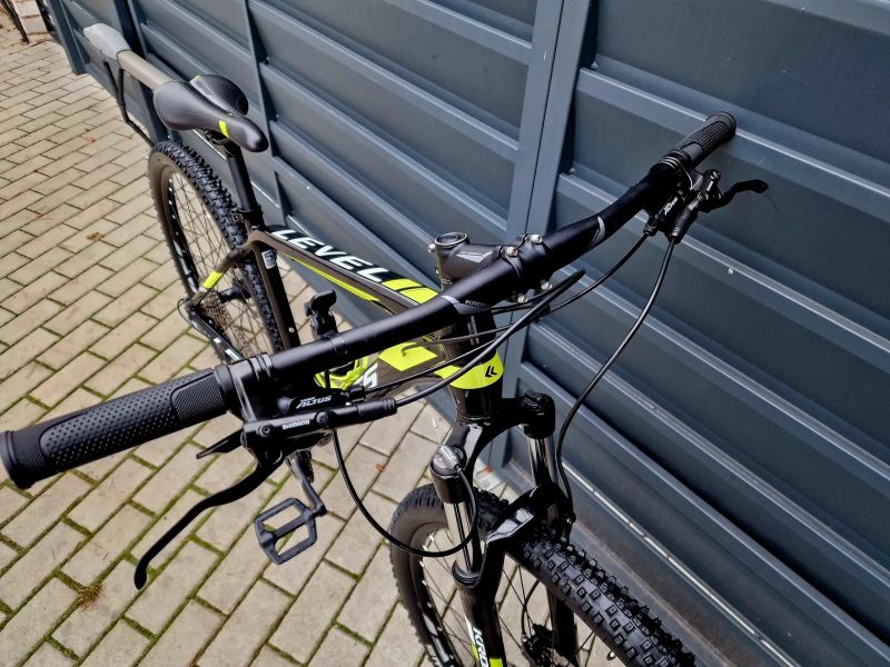 (20)Horské hliníkové kolo Kross 29"