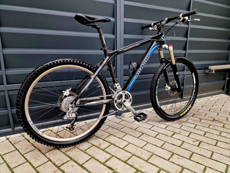 (21) Karbonové horské kolo Author Air