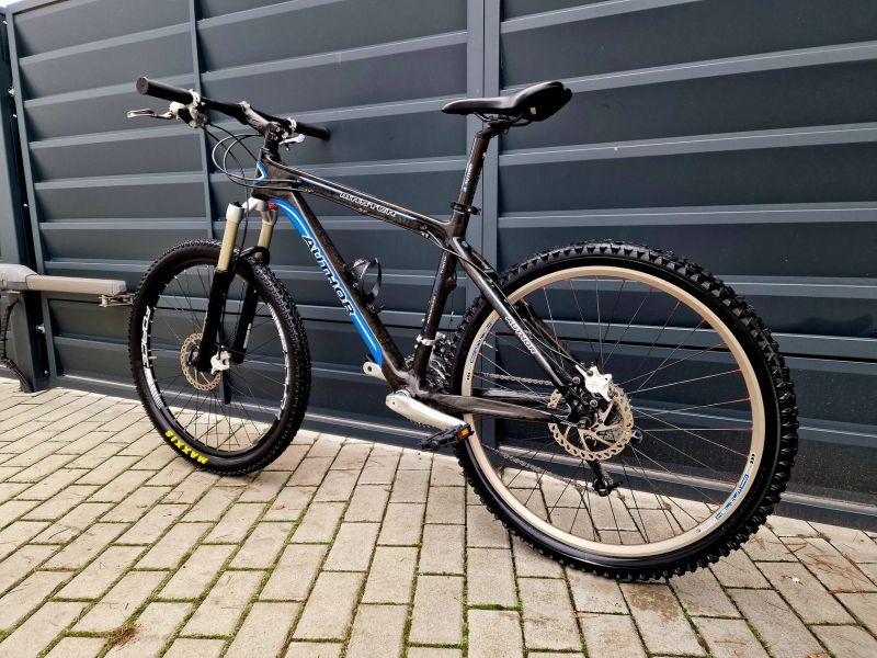 (21) Karbonové horské kolo Author Air