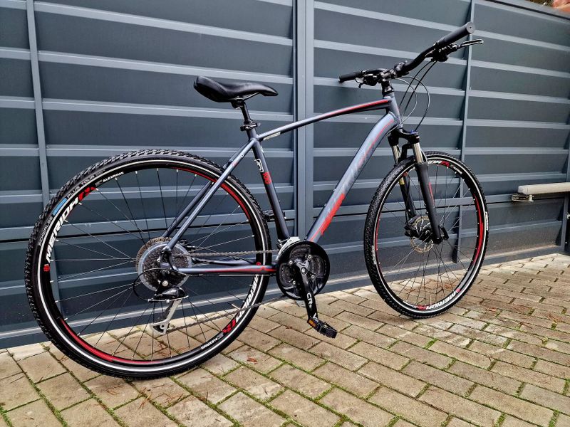 24 Crossové/Trekingové kolo Merida 