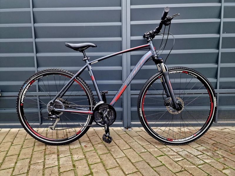 24 Crossové/Trekingové kolo Merida 