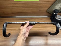 Silniční řídítka Vision Metron 440 mm