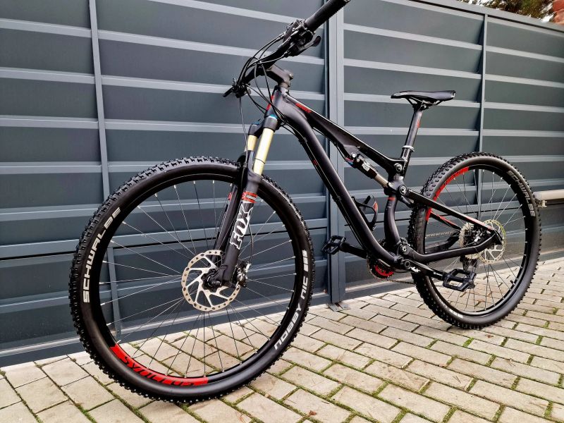 (29) Celoodpružené kolo Scott Genius 29"