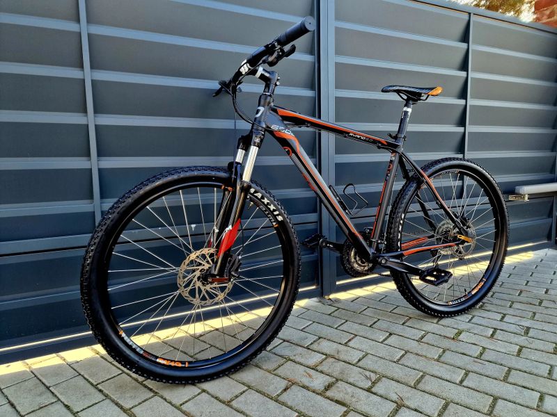 (40)Horské hliníkové kolo Dema 27,5"