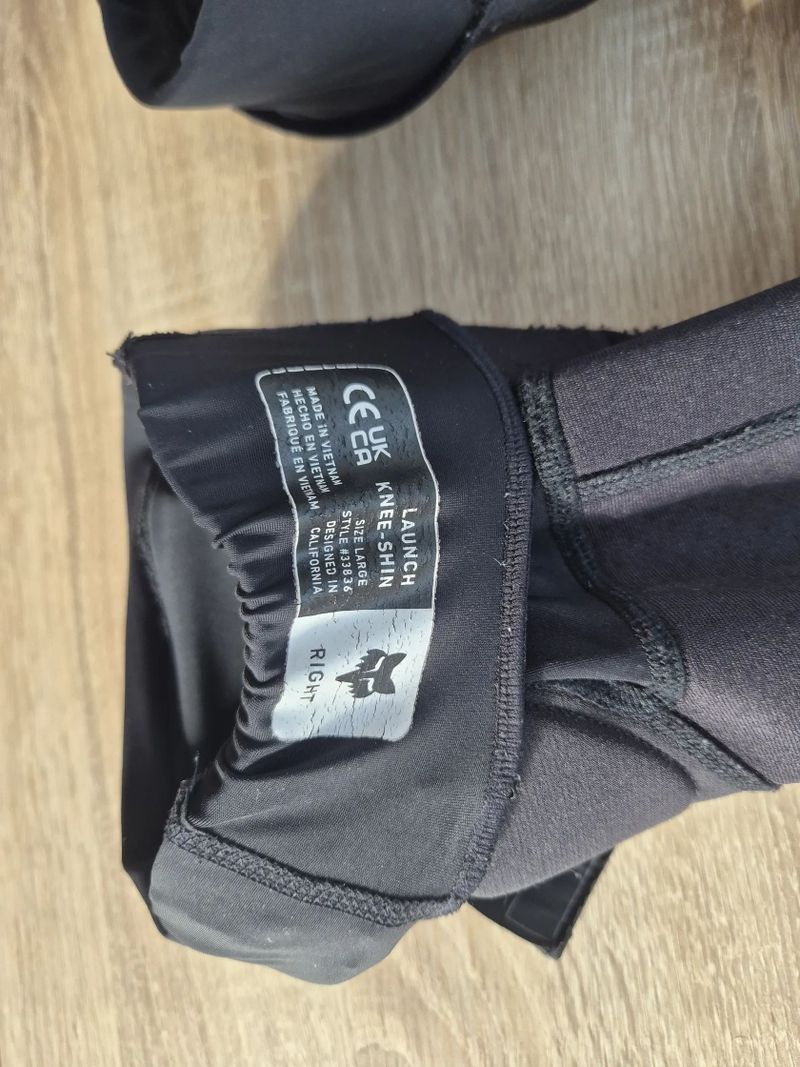 FOX Launch Knee Shin Guard D3O vel.L 