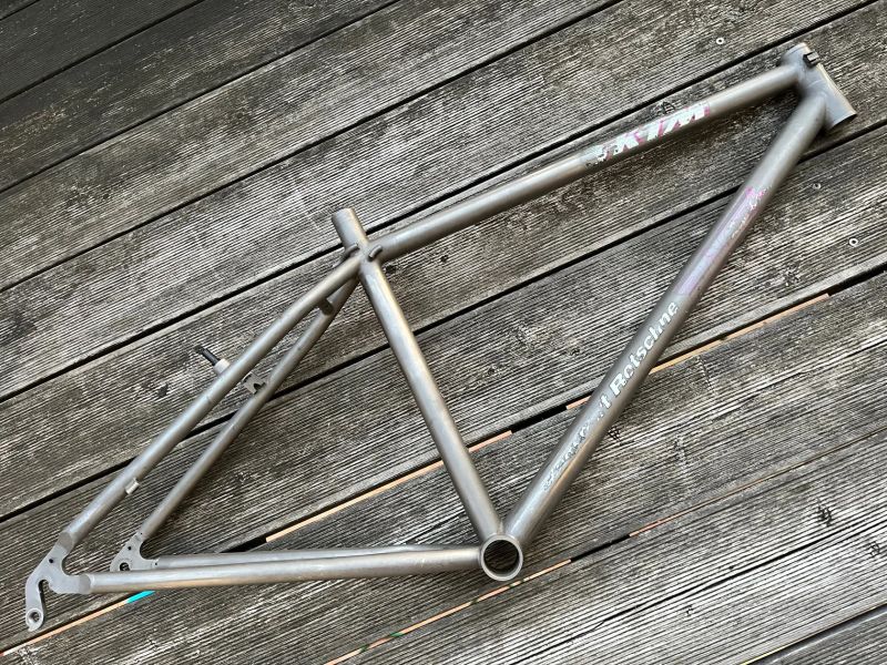 Rám KTM titan pro juniora / juniorku, 1323 g.