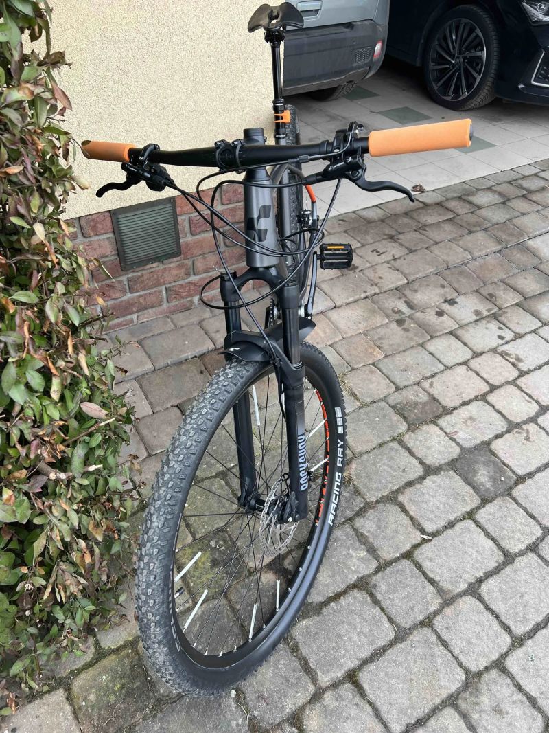 CUBE REACTION Pro 29, XT výbava, HPA Al rám, teleskopka TranzX, super stav, připraveno na sezonu !