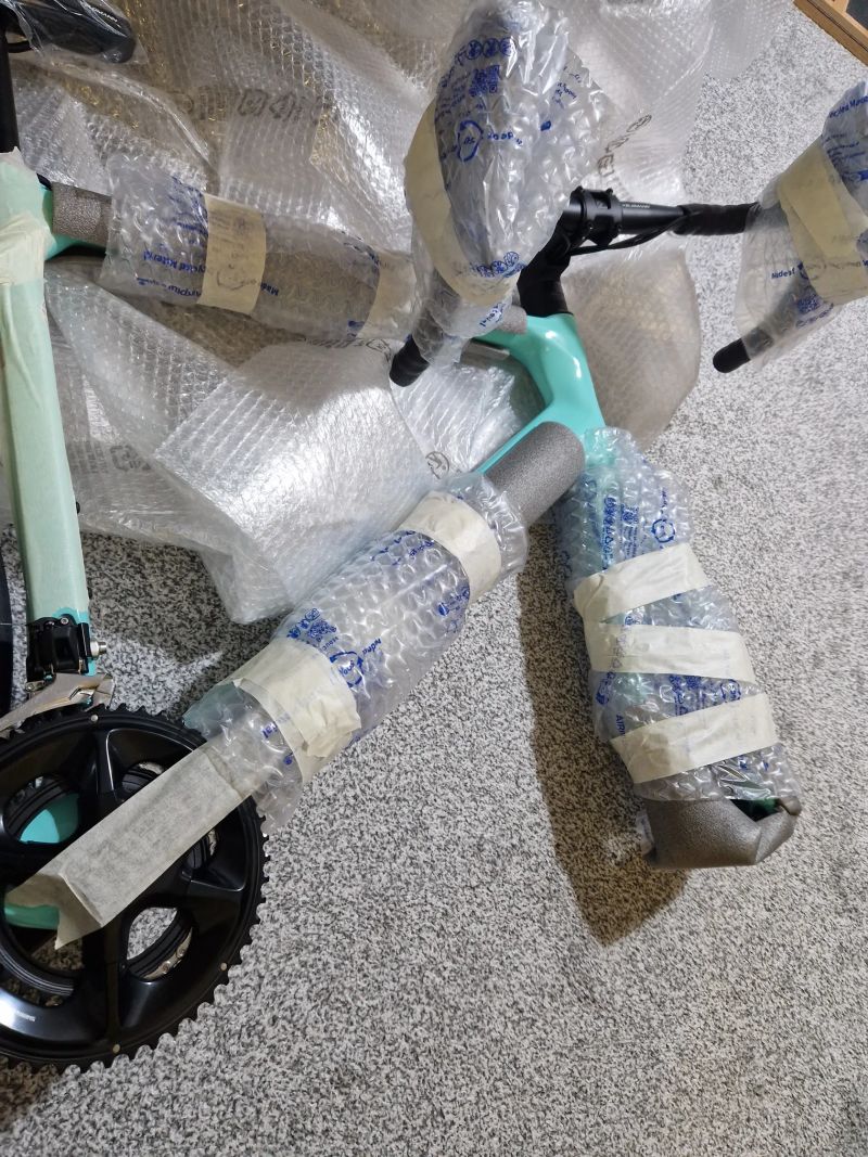 NOVÉ Bianchi Infinito ICR 105 2025